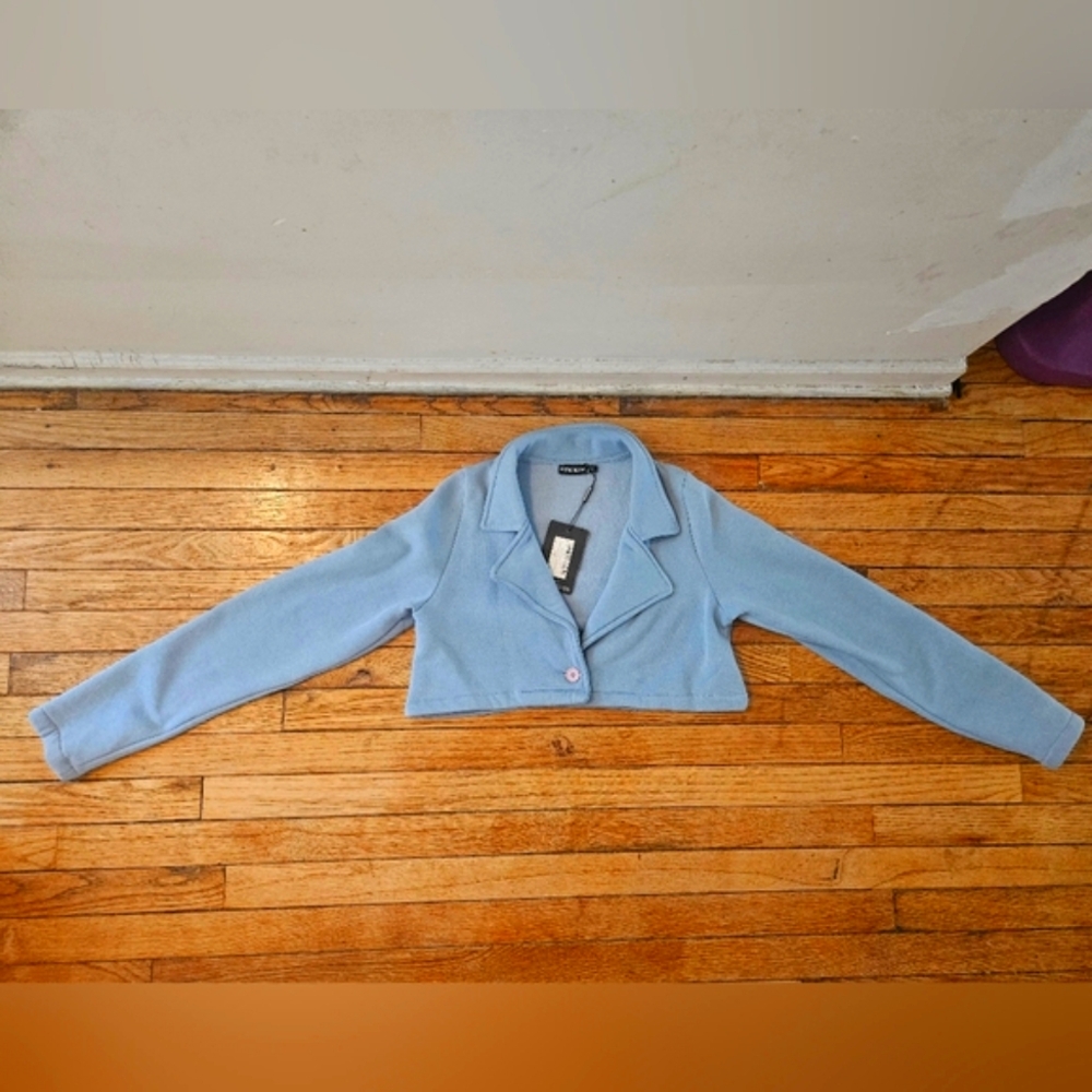 NWT Prettylittlething  Blue Cropped Logn Sleeve Blazer